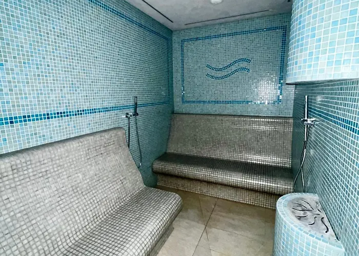 Srebrna Mewa * レバル